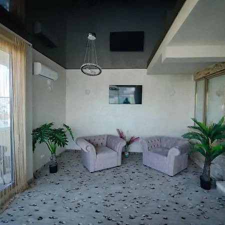 Almar Luxury Hotel 4*