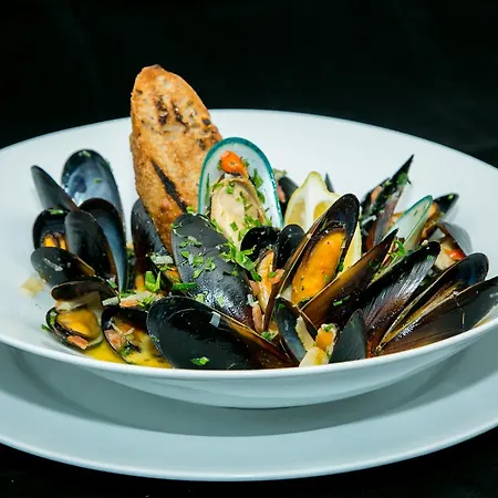 Almar Luxury Navodari