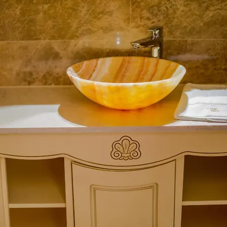 Almar Luxury 4*