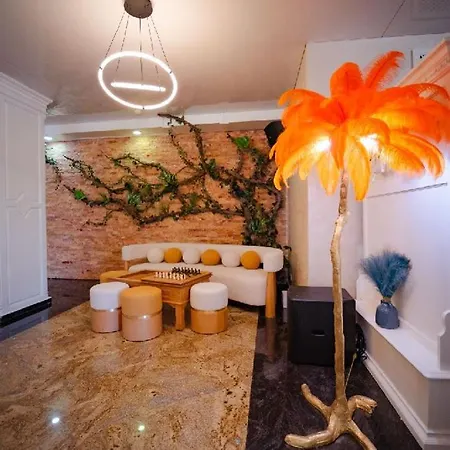 Almar Luxury Hotel 4*