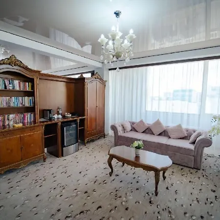 Almar Luxury