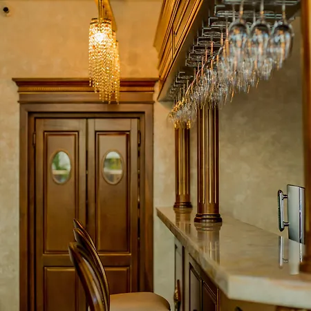 ホテル Almar Luxury ナボダリ