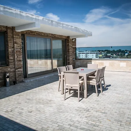 ホテル Almar Luxury ナボダリ